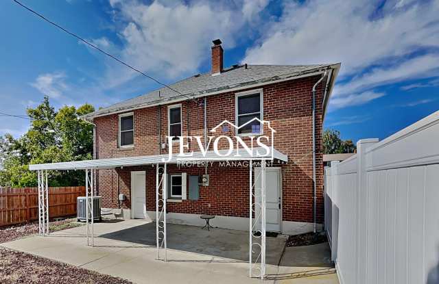 A 2-bedroom home with a 2-car garage plus driveway parking, and an in-unit washer and dryer Gallery 1
