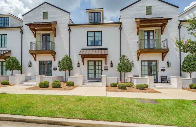 Beautiful 3 Bed 3.5 Bath Available Fall 2026! Move in Possible Prior to August! photos photos