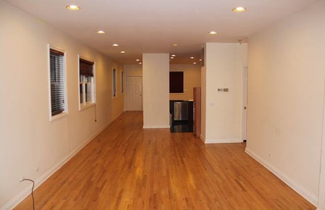 1040 North Orleans Street Gallery 2