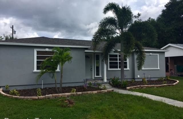 525 39th Ave. NE - 525 39th Ave NE, St. Petersburg, FL 33703