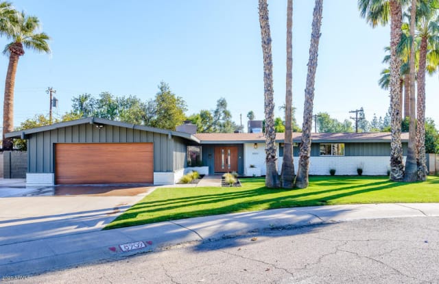 8909 N 13TH Avenue - 8909 North 13th Avenue, Phoenix, AZ 85021