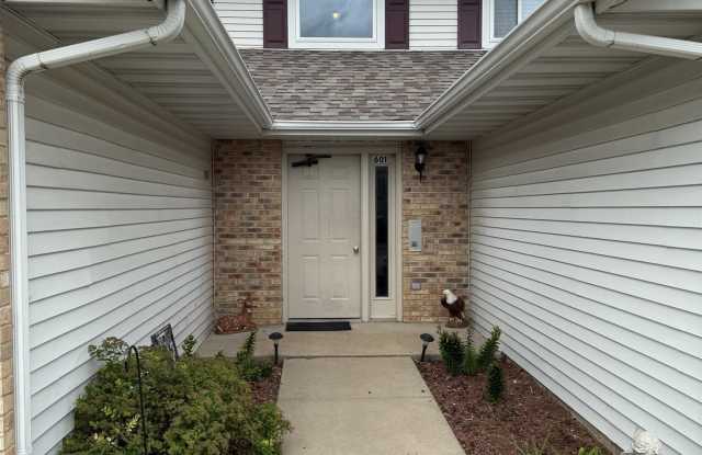 601 W Blackhawk Drive - 601 West Blackhawk Drive, Fort Atkinson, WI 53538