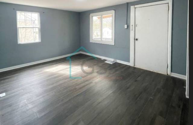 2 Bedroom 1 Bath MOVE IN SPECIAL 1/2 OFF FIRST MONTH'S RENT photos photos