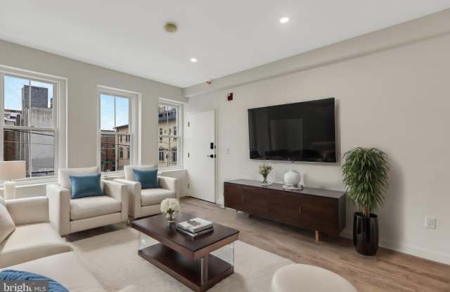612 S 6TH STREET - 612 South 6th Street, Philadelphia, PA 19147