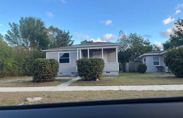 1300 10TH AVENUE S photos photos