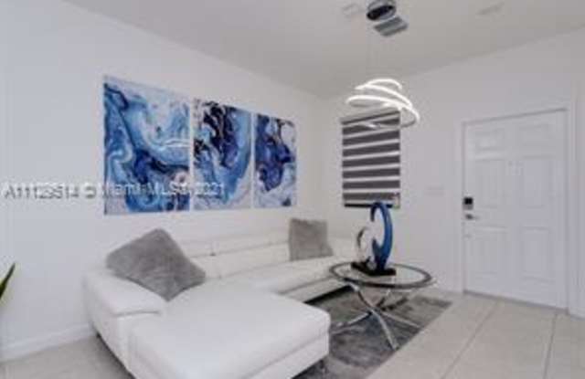 12722 Southwest 230th Street Gallery 2