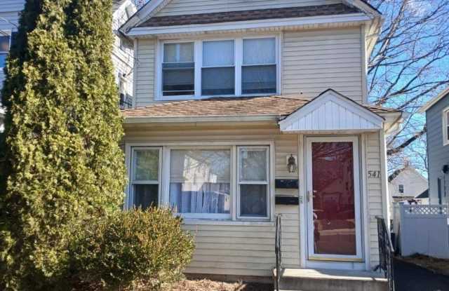 541 Downer St - 541 Downer Street, Westfield, NJ 07090