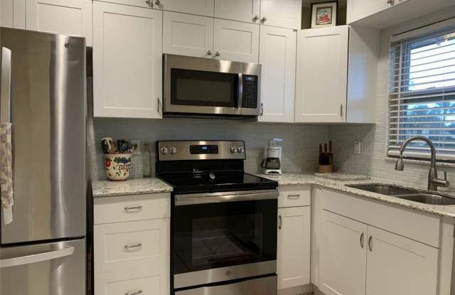 4146 27th CT SW Gallery 4