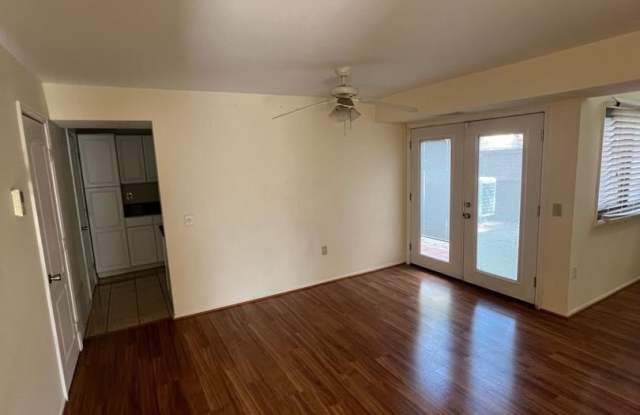11225 AVALANCHE WAY #B 1 6 Gallery 4