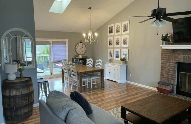 3820 Forest Green Drive Gallery 3