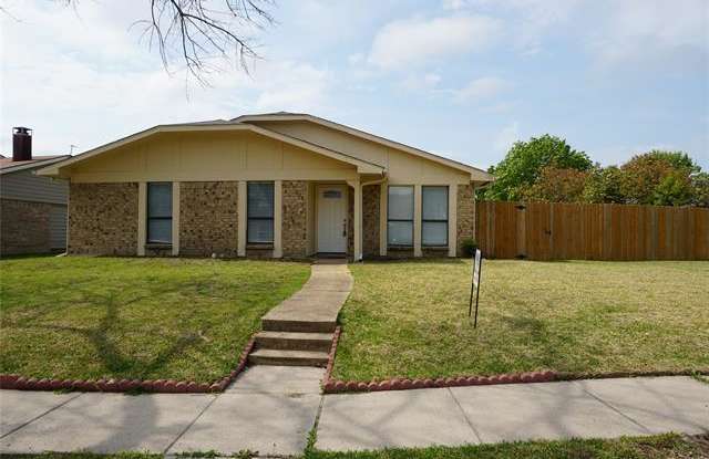 608 Middle Cove Drive - 608 Middle Cove Drive, Plano, TX 75023