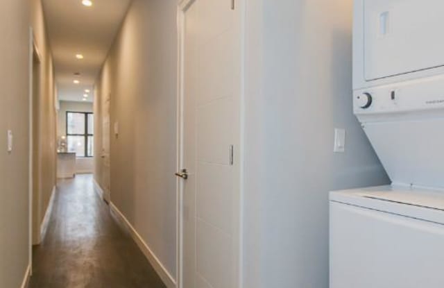 2151 W Division Ave - 2151 West Division Street, Chicago, IL 60622