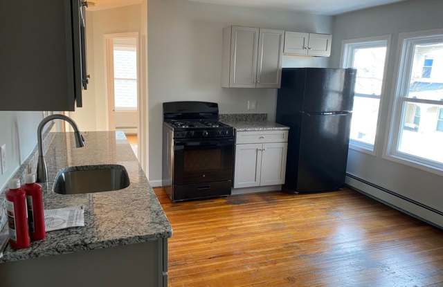 35 Maude Street - 2 - 35 Maude Street, Lowell, MA 01851