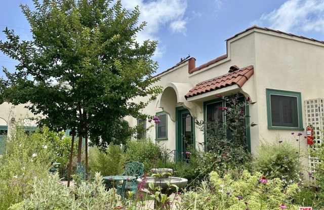 750 N Edinburgh Ave photos photos