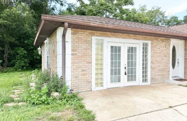 Deltona - 1 Bedroom, 1 Bathroom – $1,100.00 photos photos