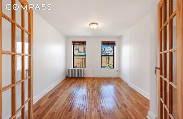 241 Mulberry Street photos photos