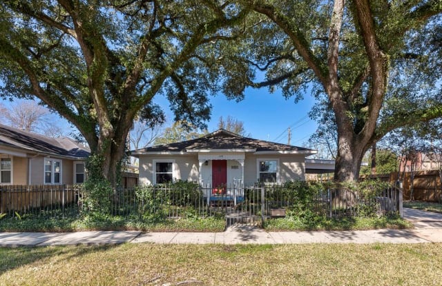 501 W 17th Street - 501 West 17th Street, Houston, TX 77008