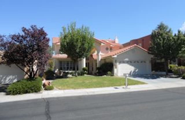 10025 Bridgepointe Ct NE - 10025 Bridgepointe Northeast, Albuquerque, NM 87111