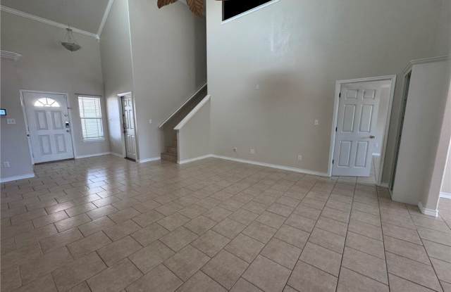 15649 Palmira Avenue Gallery 3