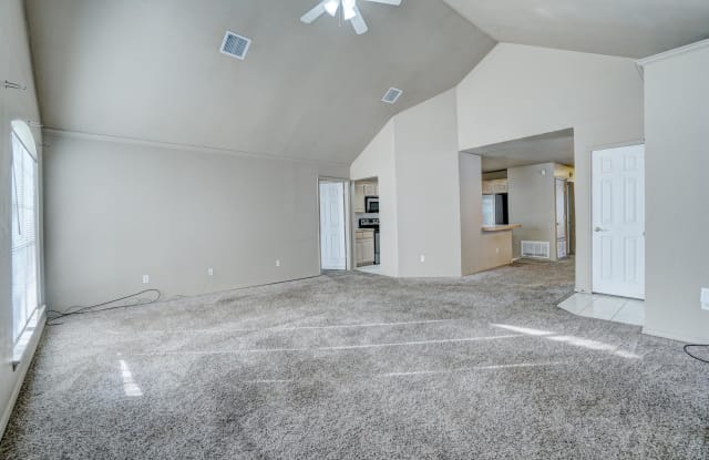 2733 Tealwood Drive Gallery 3