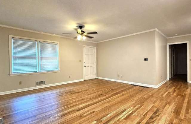1275 Pine Valley Court Gallery 2