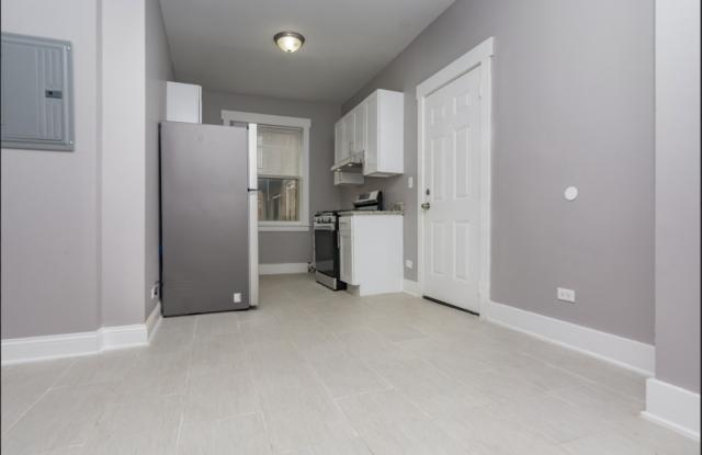 6905 South Prairie Ave. Gallery 4