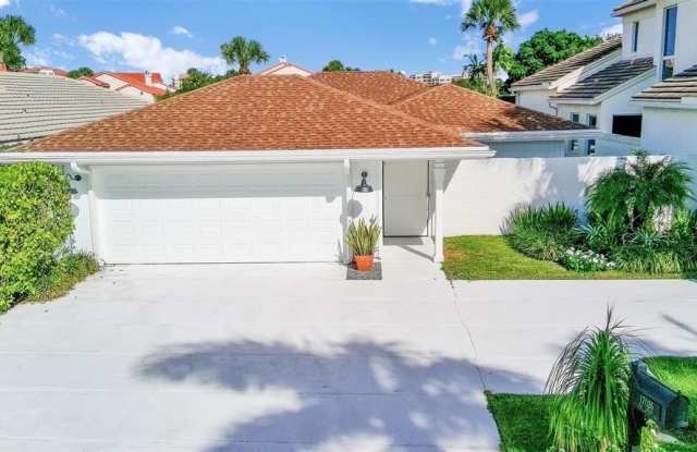 17026 Bay St photos photos