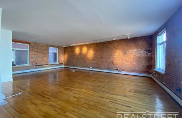 425 Keap Street - 425 Keap Street, Brooklyn, NY 11211