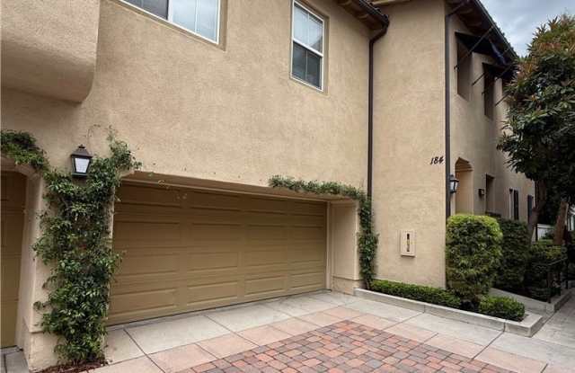 184 Hayward - 184 Hayward, Irvine, CA 92602 184 Hayward - 184 Hayward, Irvine, CA 92602
