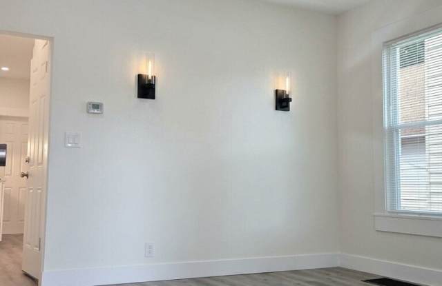 14 Meadow Street Gallery 3
