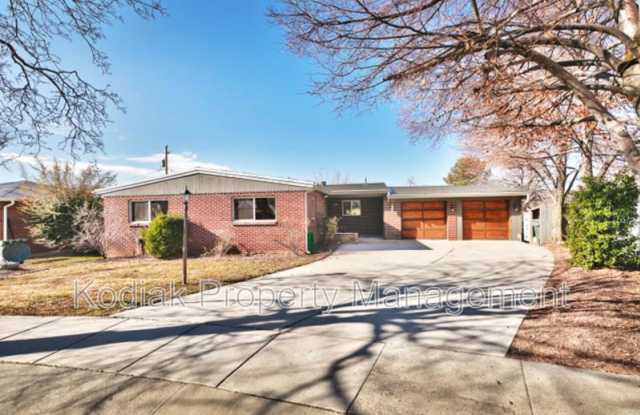 2266 Brentwood Cir photos photos