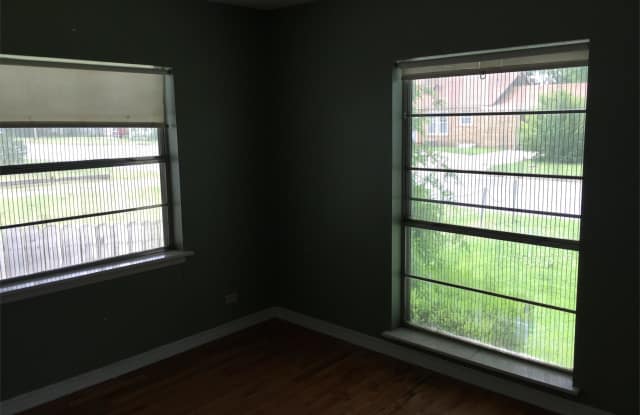 805 W Elder Gallery 3