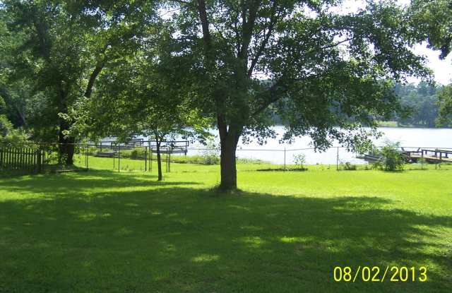 Lakeshore Gallery 3