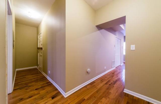 2101 East 67th Street - 210, Unit 210 Gallery 4