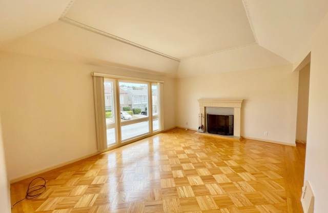 Lovely Lakeshore Home in great location, period details, featuring bonus rooms! 3 BR +/2 BA PROGRESSIVE photos photos Lovely Lakeshore Home in great location, period details, featuring bonus rooms! 3 BR +/2 BA PROGRESSIVE photos photos