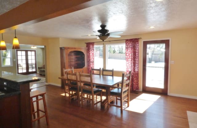 2250 E Bendamere Circle - 2250 E Bendamere Cir, Millcreek, UT 84109