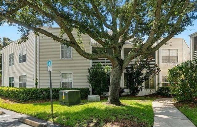 3900 SOUTHPOINTE DRIVE - 3900 South Pointe Dr, Orlando, FL 32822