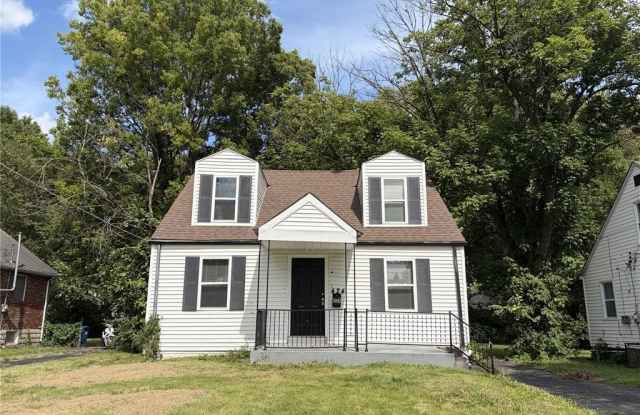 424 Shirley Avenue Gallery 1