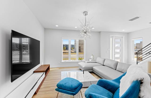 Exclusive Townhome in The Vue at Celebration Pointe photos photos