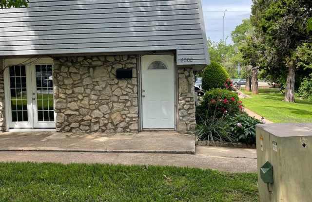 3 Bedroom, 2 1/2 bath, 2 story condo for rent in Warr Acres photos photos