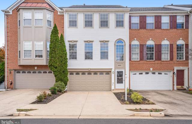 6631 HUNTER CREEK LANE - 6631 Hunter Creek Lane, Franconia, VA 22315