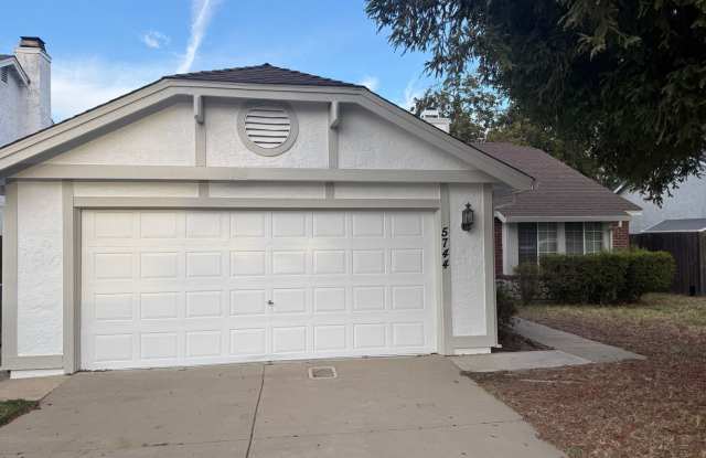Beautiful 3 bedroom home for rent in Rocklin! Gallery 1