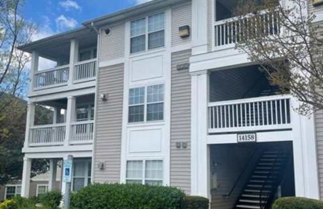 Amazing corner 3 bedroom/ 2 full bathroom photos photos