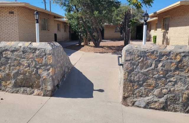 3231 FRANKFORT Avenue unit: 5 photos photos