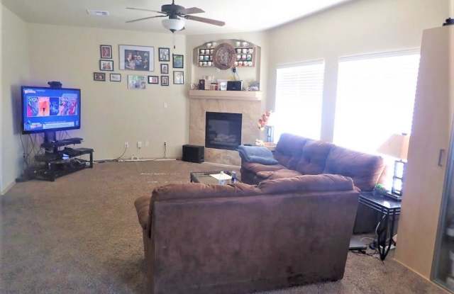 3143 HIDDEN CREEK Gallery 3
