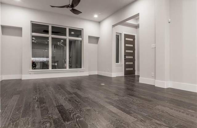 7801 Merit Lane Gallery 3