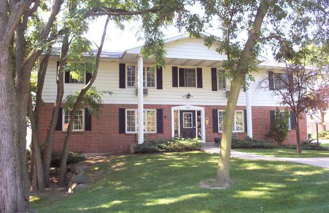 2361 Chalet Gardens Road #1 photos photos