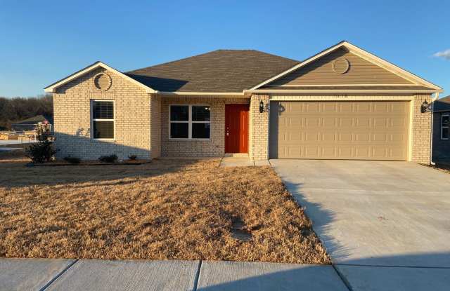 Pre-Leasing Now! Beautiful 3-Bedroom, 2-Bathroom Home in Conrad Court Gallery 4
