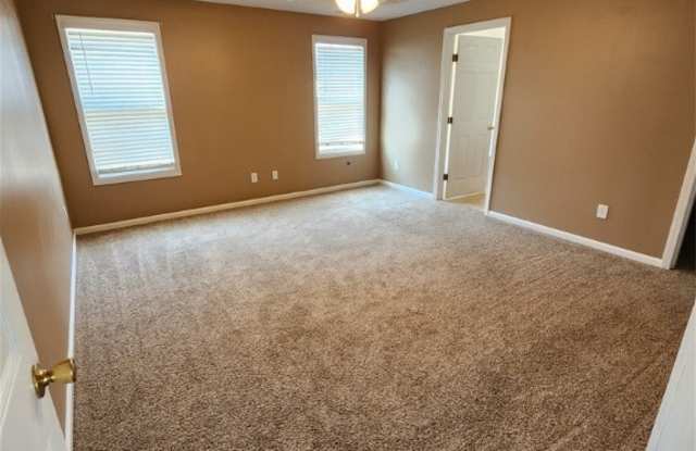 5040 Yorkchester Drive Gallery 4
