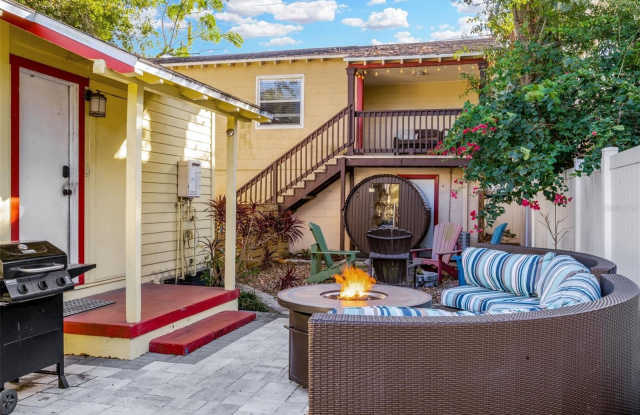 826 11TH AVENUE S - 826 11th Avenue South, St. Petersburg, FL 33701